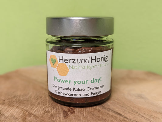 Power your day! Bio Fruchtcreme mit Kakao